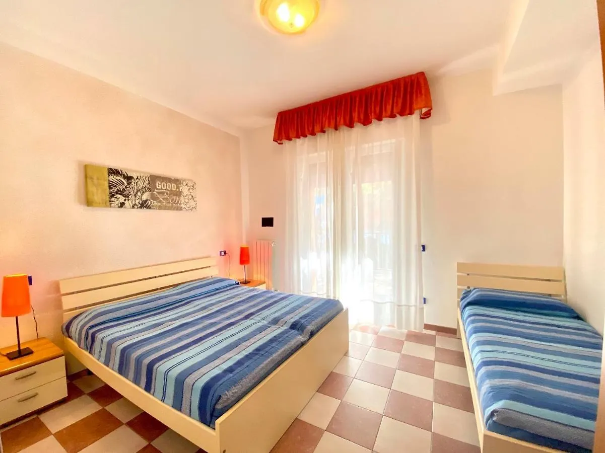 Appartamenti Adriana Carraro Immobiliare - Family Apartments Lido di Jesolo