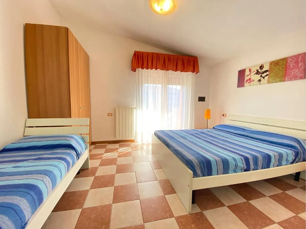 Appartamenti Adriana Carraro Immobiliare - Family Apartments Lido di Jesolo